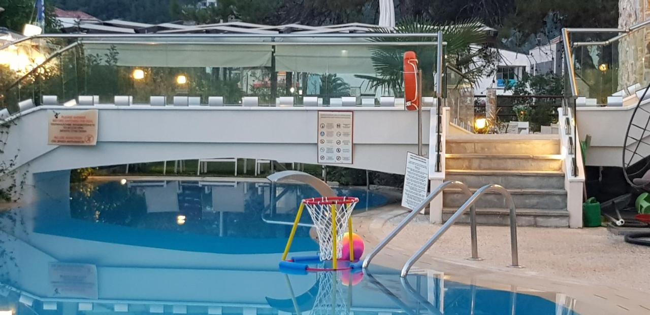 Hatzoudis Luxury Suites Chrysi Ammoudia ภายนอก รูปภาพ