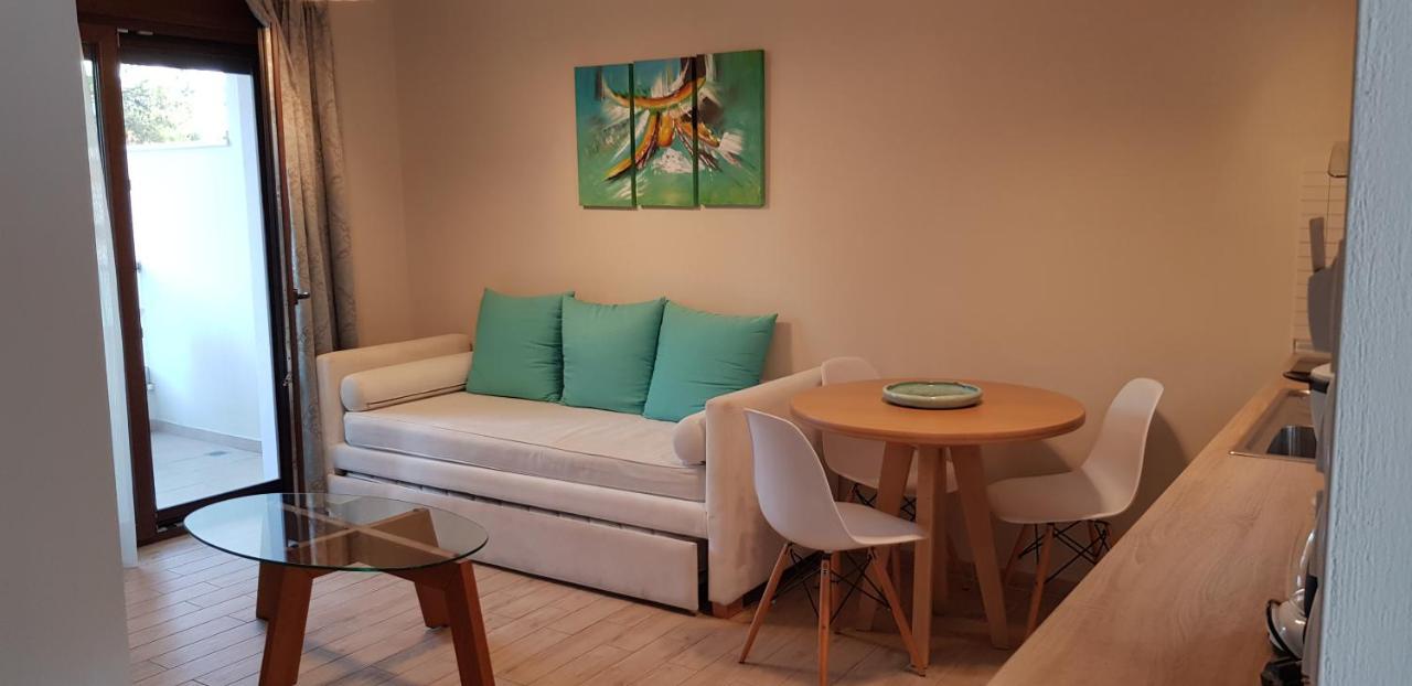 Hatzoudis Luxury Suites Chrysi Ammoudia ภายนอก รูปภาพ