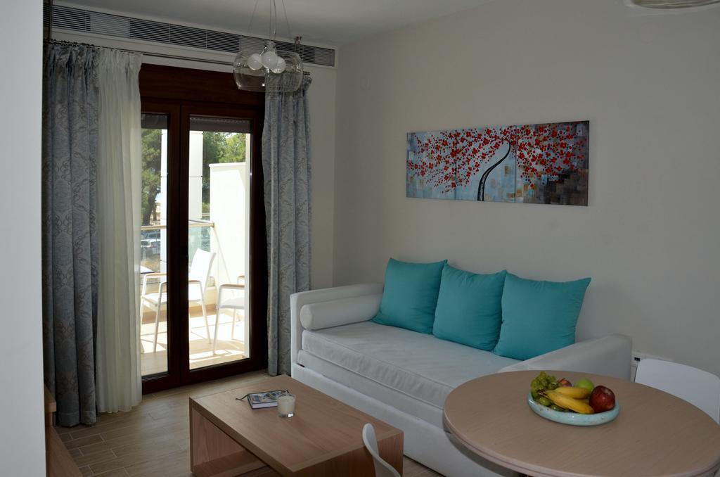 Hatzoudis Luxury Suites Chrysi Ammoudia ภายนอก รูปภาพ