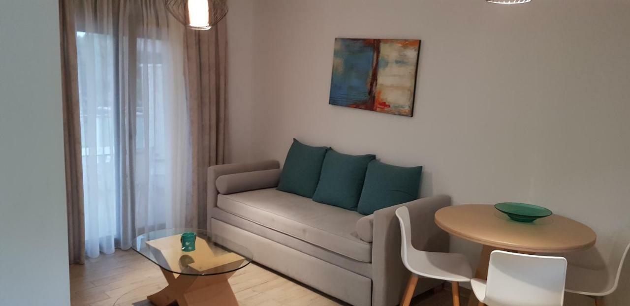 Hatzoudis Luxury Suites Chrysi Ammoudia ภายนอก รูปภาพ