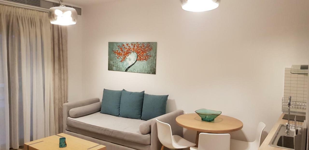 Hatzoudis Luxury Suites Chrysi Ammoudia ภายนอก รูปภาพ