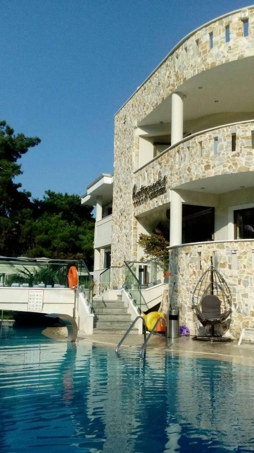 Hatzoudis Luxury Suites Chrysi Ammoudia ภายนอก รูปภาพ